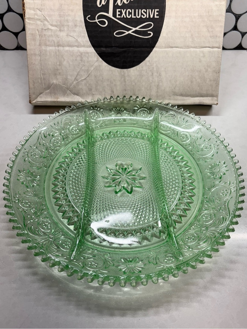 Vintage Tiara Exclusives 3-Part Relish Tray Dish Indiana Glass Chantilly Green